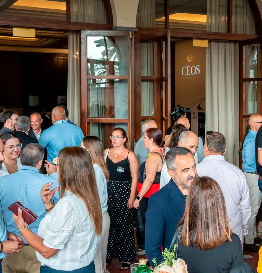 Nosotros CEOS HUB Evento